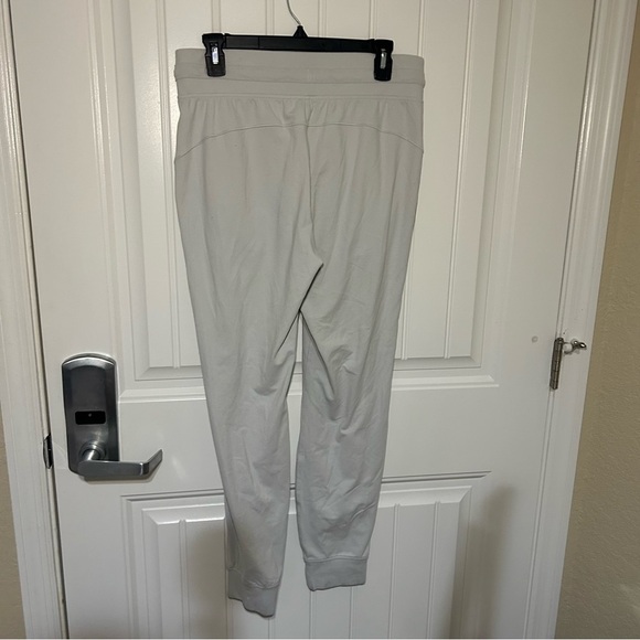 Lululemon Ready to Rulu White Jogger Pants Size 8 - Picture 4 of 9